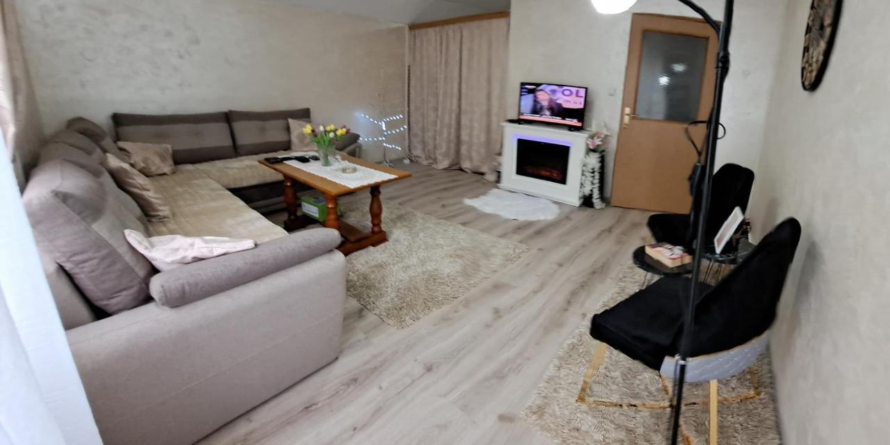 Guest House Radovic Tjentiste Extérieur photo
