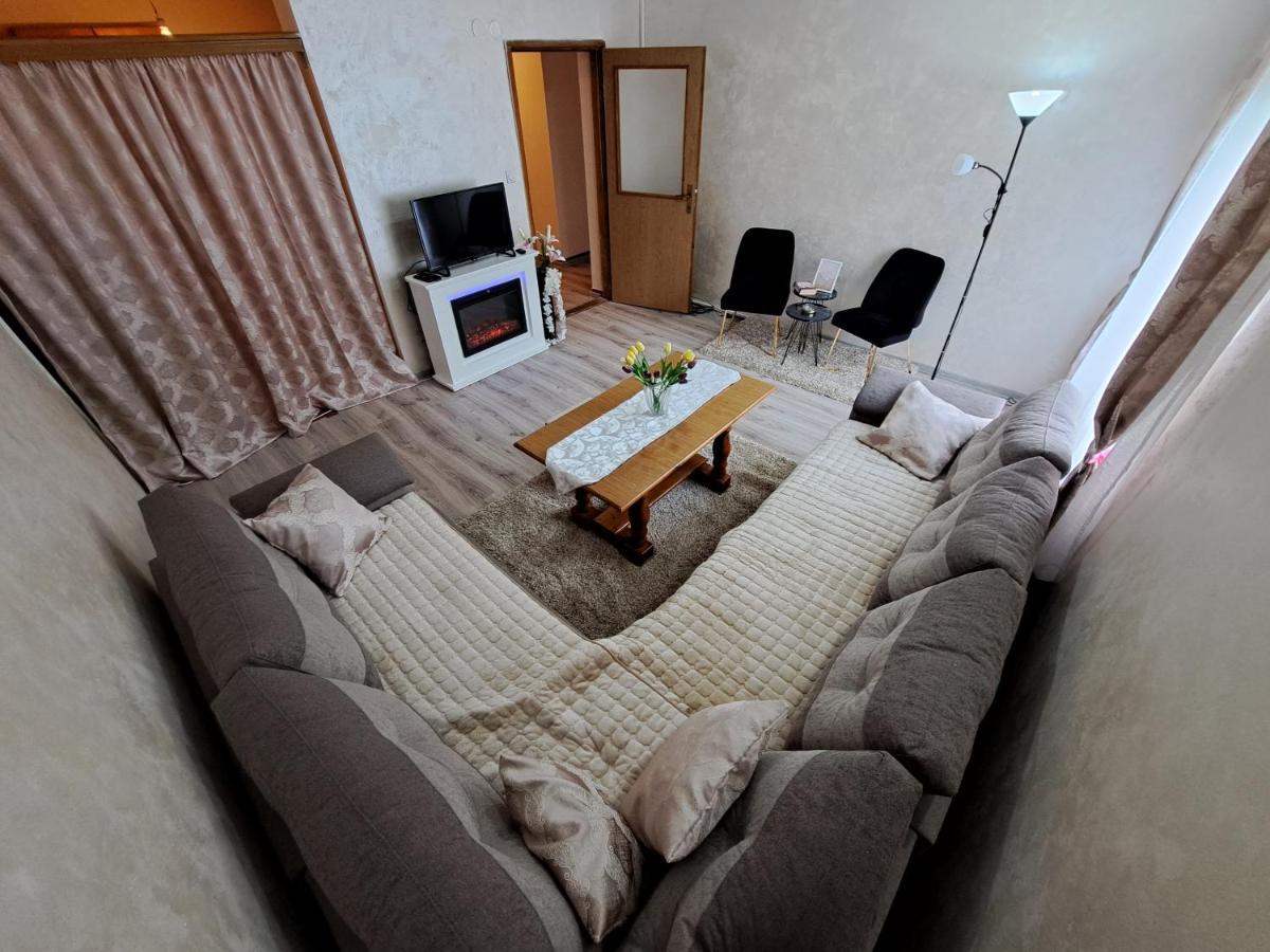 Guest House Radovic Tjentiste Extérieur photo